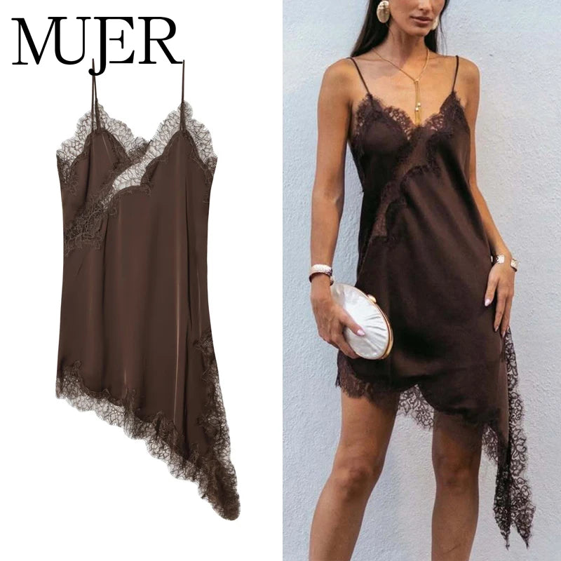 Vestido mini de encaje