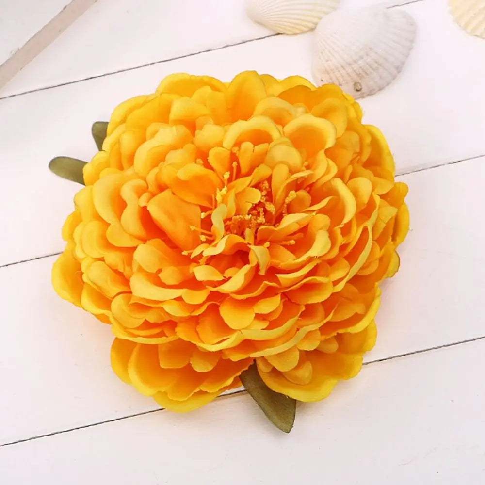 Broche elegante de flor artificial
